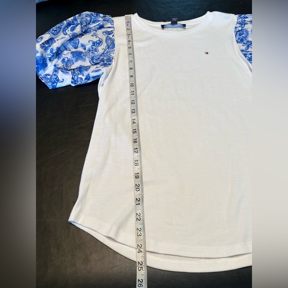 Tommy Hilfiger Cotton White Top with Blue Patterned bow tie Sleeves NWT size S - Picture 10 of 11